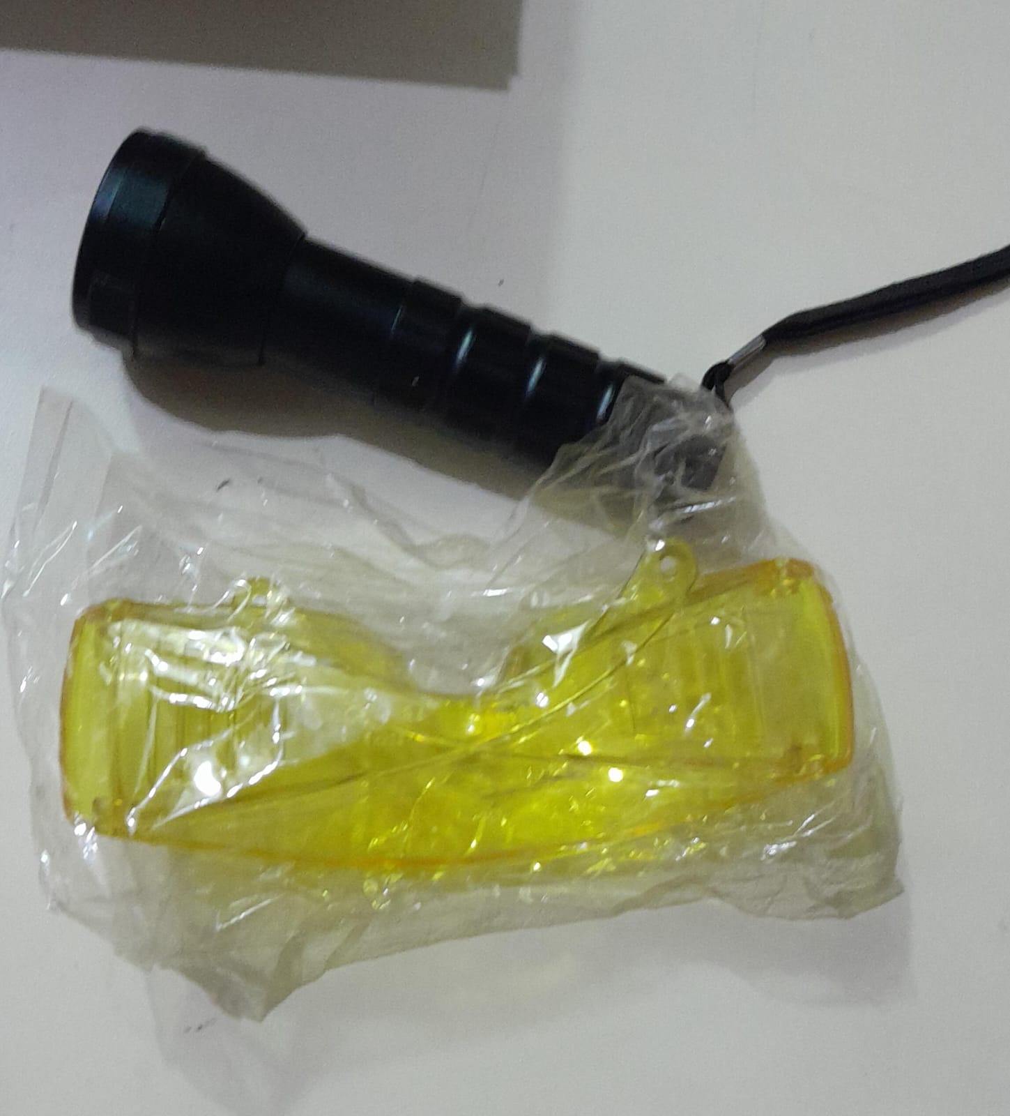 UV LED Flash Light with Safety Goggles ECOAB