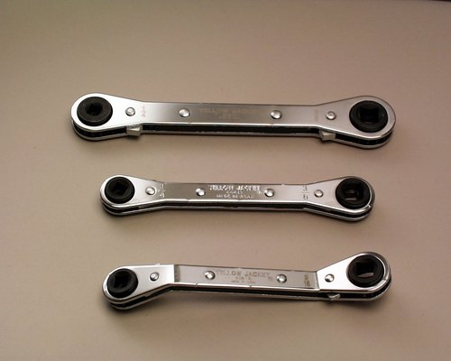 Service Wrenches (Straight maintenance key) (60613)